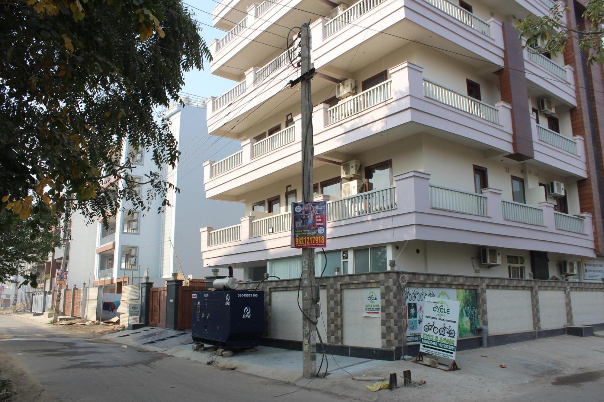 Aura Luxury Studio I Couple Friendly I Near Golf Course Road, Sector 57, Gurgaon Zewnętrze zdjęcie