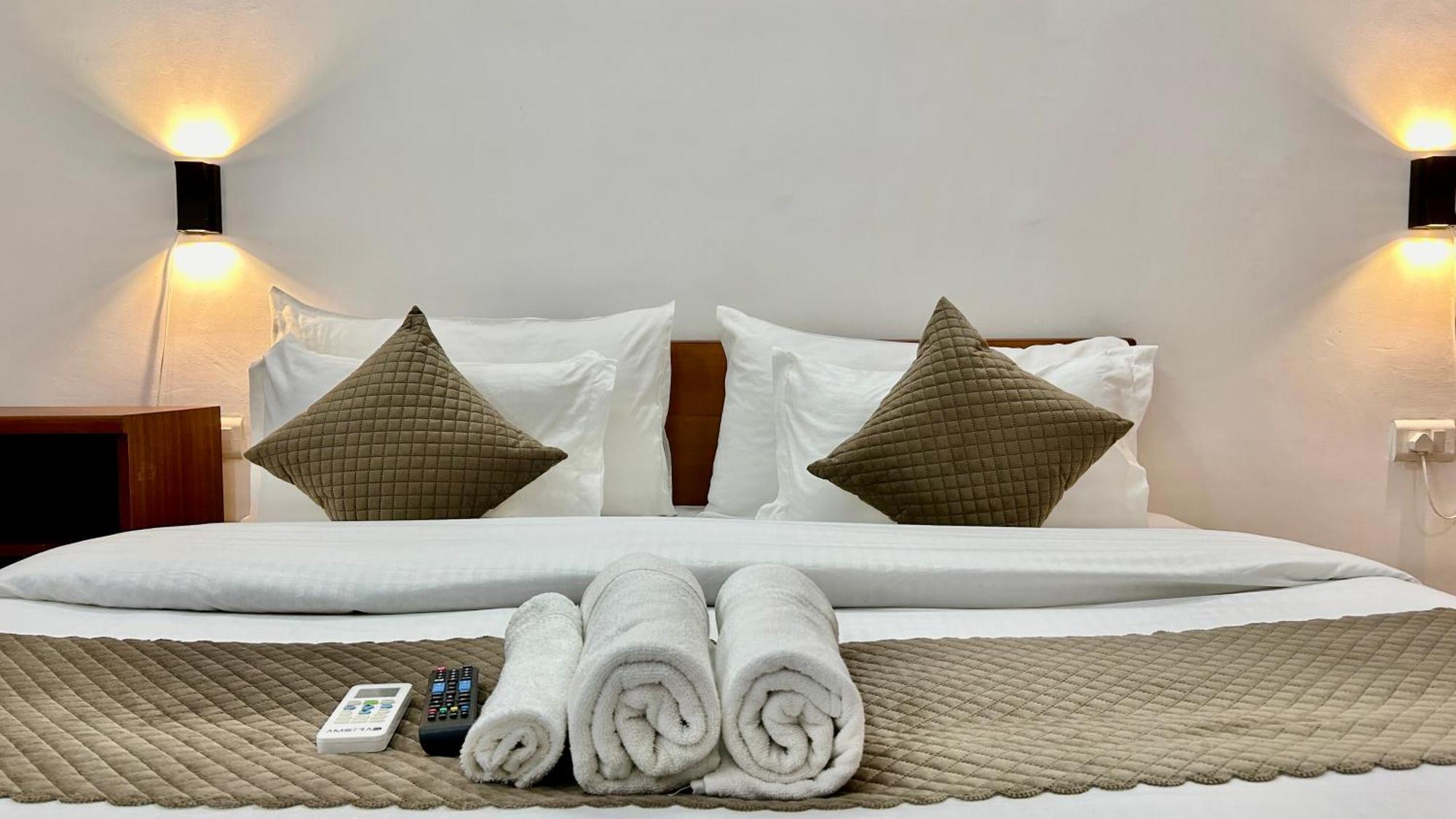 Aura Luxury Studio I Couple Friendly I Near Golf Course Road, Sector 57, Gurgaon Zewnętrze zdjęcie
